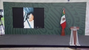 No ser&eacute; reh&eacute;n de la CNTE, dice AMLO tras fallida conferencia