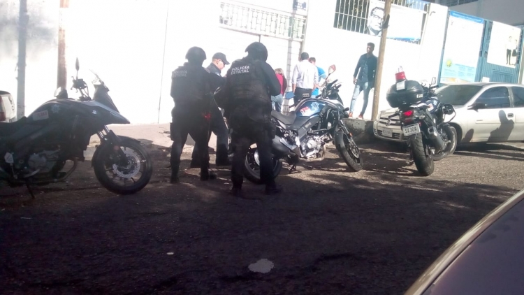 Un estudiante de preparatoria resulto herido y otro alumno del mismo plantel fue detenido