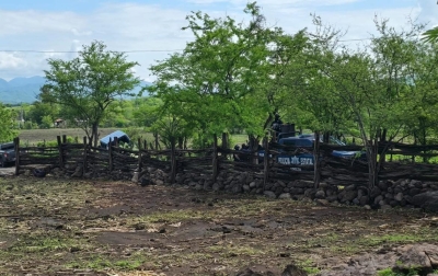 Enfrentamiento a balazos entre militares y civiles deja dos abatidos al sur de Culiac&aacute;n, en Tacuichamona