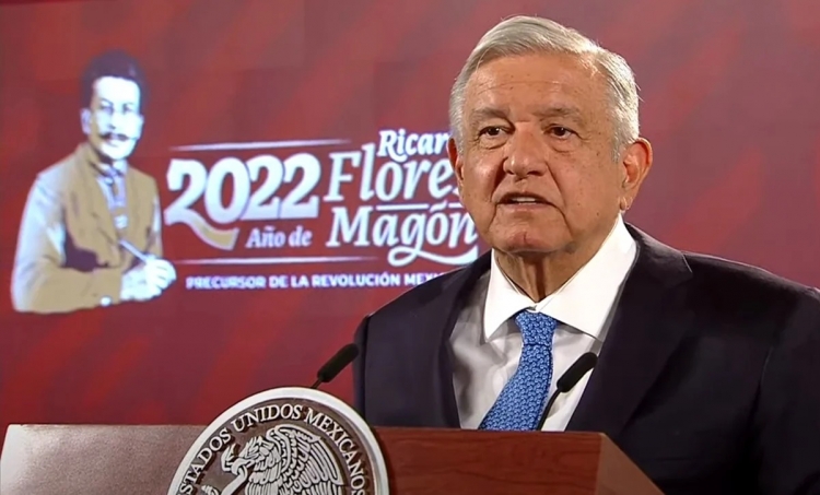 Anuncia AMLO aumentos salariales para polic&iacute;as, militares, m&eacute;dicos y servidores p&uacute;blicos