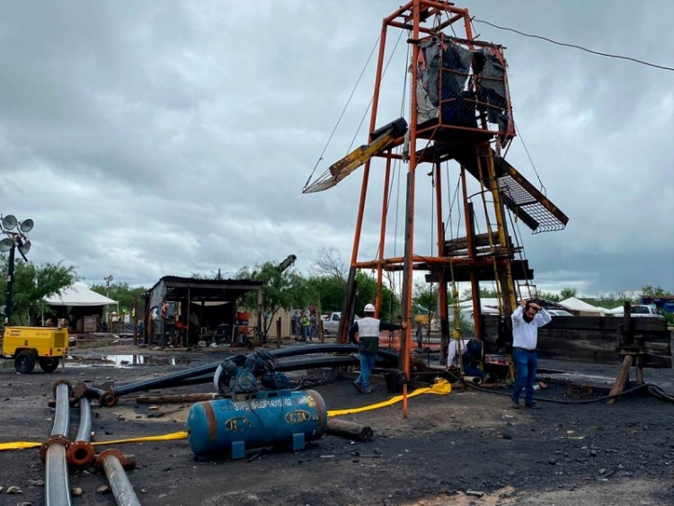 Detienen a due&ntilde;o de mina El Pinabete, de Coahuila, donde quedaron 10 trabajadores atrapados
