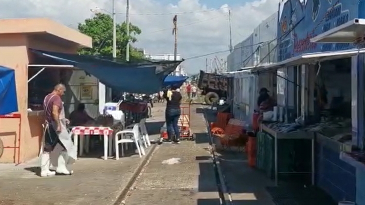 Ligero respiro en ventas registran vendedores de Isla de la Piedra