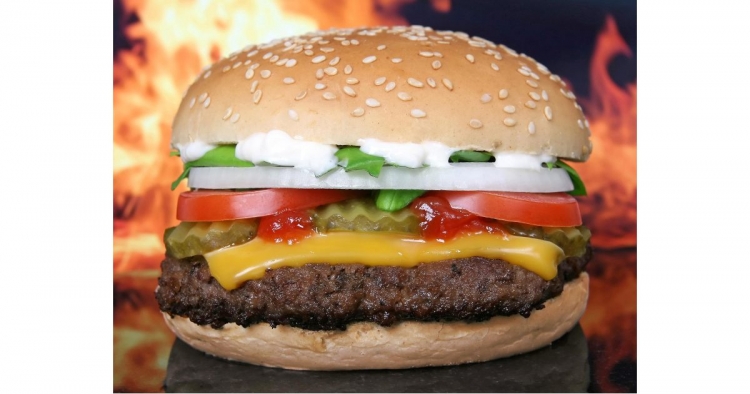 &iexcl;Hoy es D&iacute;a de la Hamburguesa! Por qu&eacute; se celebra y cu&aacute;les son las promociones