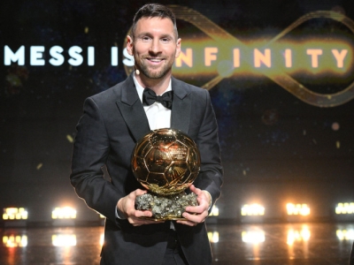 Lionel Messi conquista su hist&oacute;rico octavo Bal&oacute;n de Oro; supera a Haaland y Mbapp&eacute;