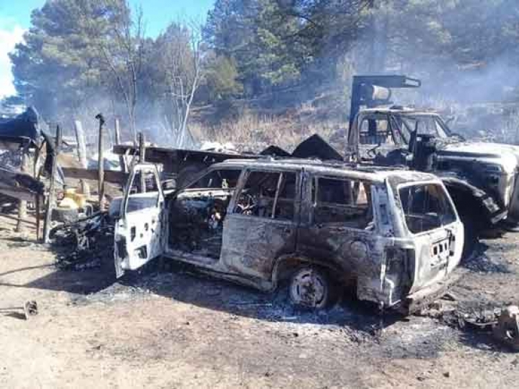 Grupo armado quema casas y veh&iacute;culos provocando el miedo en comunidad de la sierra Tarahumara