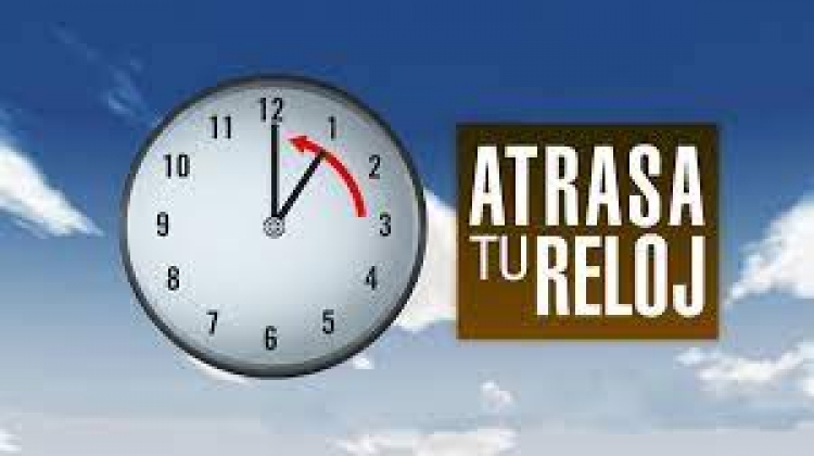 &iexcl;No olvides atrasar una hora el reloj hoy! Adi&oacute;s al horario de verano