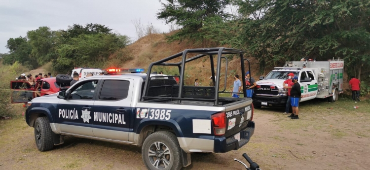 Fallece joven ahogado en el balneario de Acapulquito