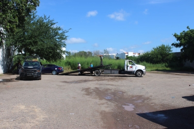 Auto robado es asegurado en estacionamiento p&uacute;blico de Culiac&aacute;n