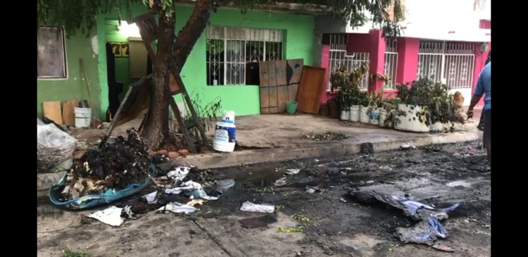 Enfrentamientos en Mazatl&aacute;n dejan 4 muertos en explosi&oacute;n de veh&iacute;culo