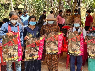 Ni&ntilde;a muere tras contraer gripe aviar en Camboya; es el primer deceso en a&ntilde;os