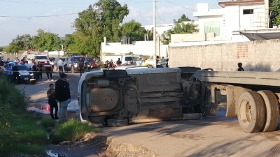 Se mata al volcarse en su auto al amanecer