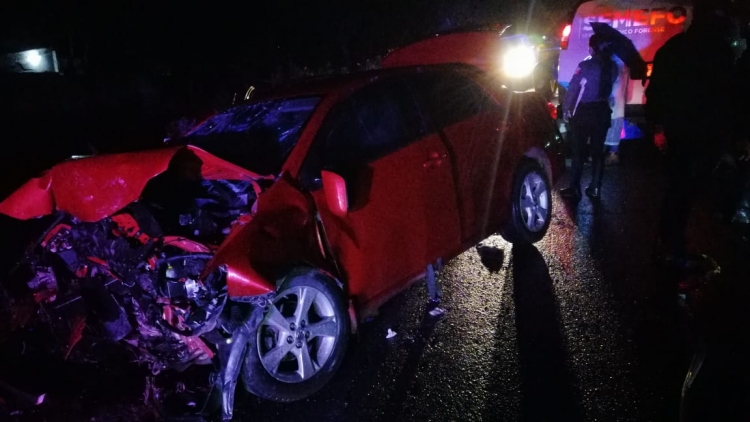 Deja dos j&oacute;venes sin vida accidente en la carretera en Navolato