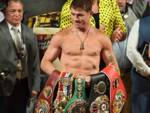 'Canelo' &Aacute;lvarez, fiel a su tradici&oacute;n: confirma pelea para septiembre