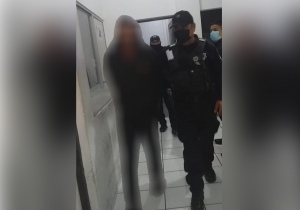 Sujeto agresor no respeta orden de restricci&oacute;n y lo llevan ante el MP