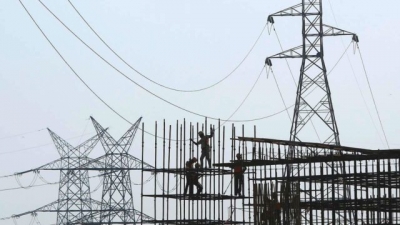 Reforma el&eacute;ctrica nacer&aacute; muerta, es inconstitucional y no hay recursos para invertir: expertos