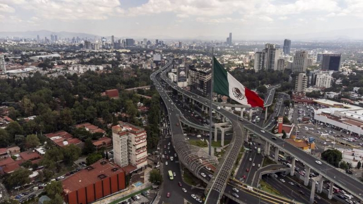 Econom&iacute;a de M&eacute;xico avanza 0.9 por ciento en tercer trimestre de 2022