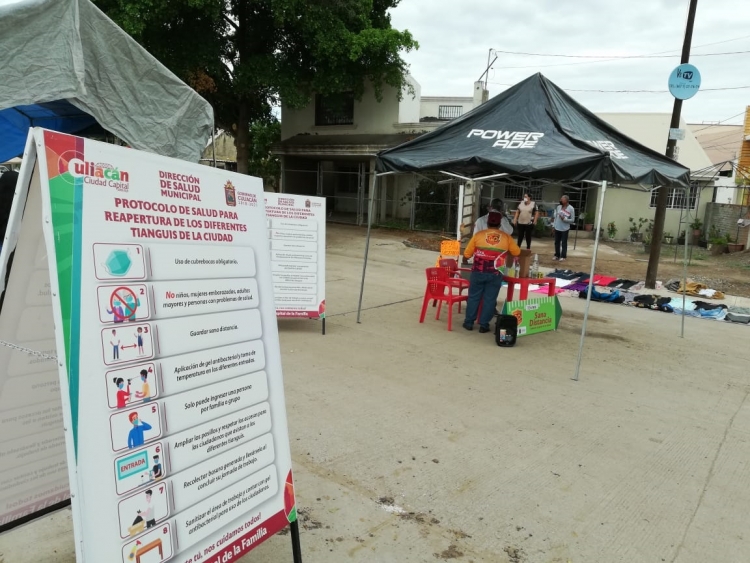 Termina la penuria, reabren tianguis