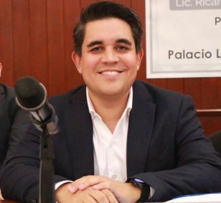 Ricardo Madrid ser&aacute; el coordinador de la bancada del PRI, en Sinaloa