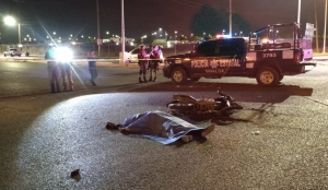 Muere motociclista en accidente frontal en el norte de Culiac&aacute;n; otro est&aacute; herido