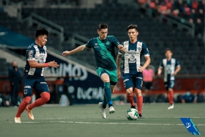 En penales, Puebla elimin&oacute; al campe&oacute;n