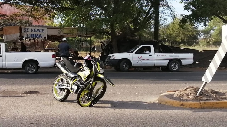 Una mujer result&oacute; herida tras impacto contra autom&oacute;vil