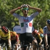 Isaac Del Toro aguanta el sprint y sigue en el Top 10 del Tour de Francia