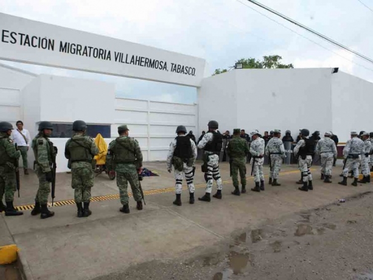 Organizaciones civiles denuncian a estaciones migratorias por maltratos contra indocumentados