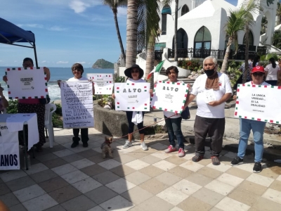 Plant&oacute;n contra la exigencia del certificado Covid