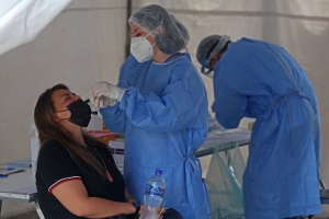 Con secuelas a largo plazo el 75 por ciento de los contagiados de Covid-19 en M&eacute;xico