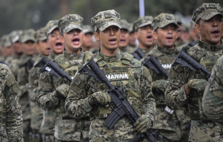 Sancionar&aacute;n a marinos que difundan informaci&oacute;n sensible en redes sociales