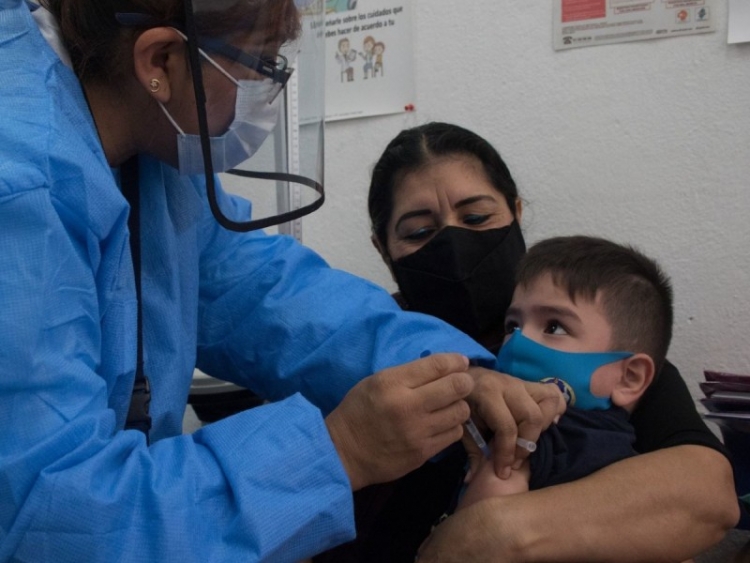 El lunes arranca vacunaci&oacute;n anticovid a ni&ntilde;os de 5 a 11 a&ntilde;os
