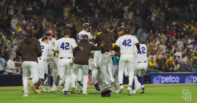 Suman Padres de San Diego ocho victorias consecutivas