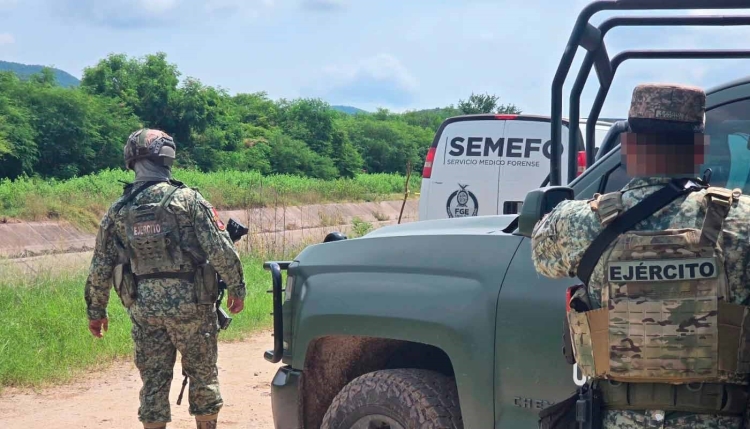 Localizan a un hombre asesinado a balazos y atado de manos en las inmediaciones de la comunidad El Alto del Coyote, al Norte de Culiac&aacute;n