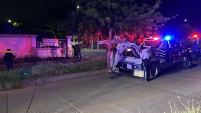 Recuperan auto robado y detienen a dos personas en Urbivilla del Prado tras persecuci&oacute;n en Culiac&aacute;n