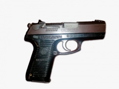 Tras operativo de bares y cantinas Polic&iacute;a Estatal Preventiva asegura a civil armado