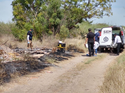 Descubren cuerpo carbonizado a un lado del Aeropuerto de Culiac&aacute;n