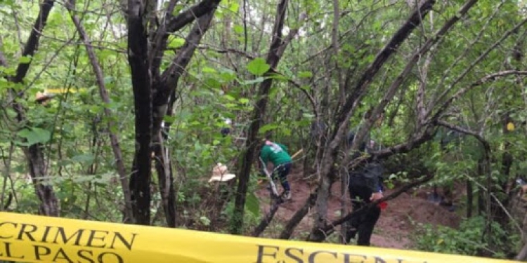 Encuentran los restos del excomandante Reynaldo Zamora en una de las osamentas de Paredones
