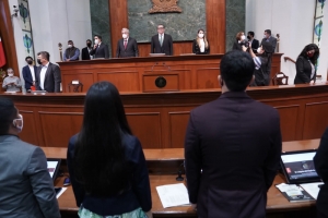 Guarda el Congreso un minuto de silencio por el ex diputado Sergio Jacobo