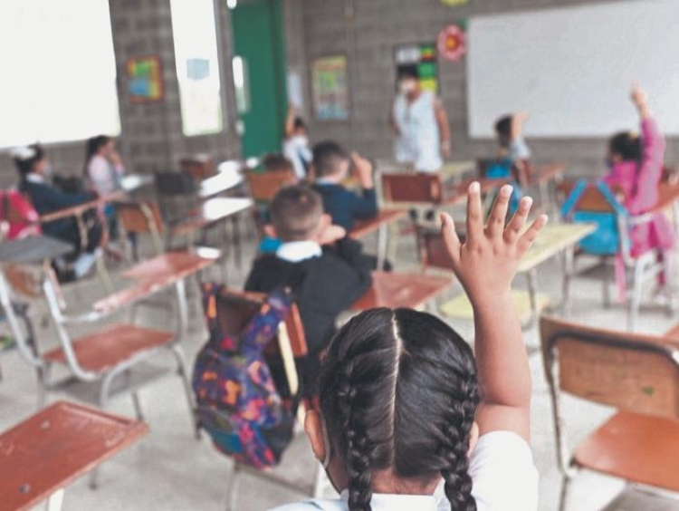 Persuadiremos con que el regreso a clases es seguro y necesario: AMLO