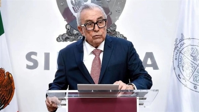 Reaparece Rub&eacute;n Rocha Moya y desmiente salida de Sinaloa o protecci&oacute;n militar