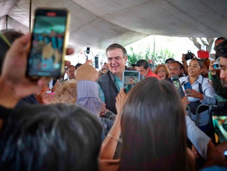 Ebrard no espera aval de L&oacute;pez Obrador al 2024: &lsquo;voy a ganar encuesta&rsquo;