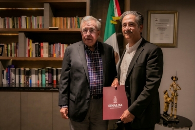 Rocha designa nuevo director de la Escuela Normal de Sinaloa