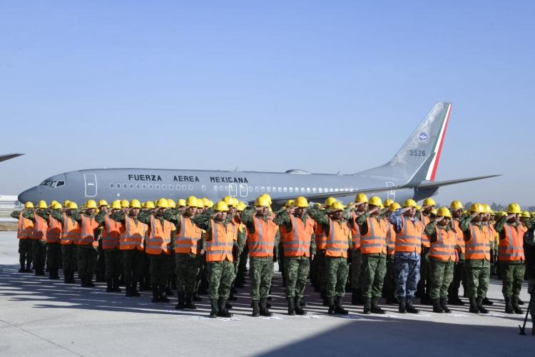 Bienvenida a los 120 agentes militares, y a 180 de la Comisi&oacute;n Nacional Forestal especializados que participaron en febrero an la sofocaci&oacute;n de incendios en Chile