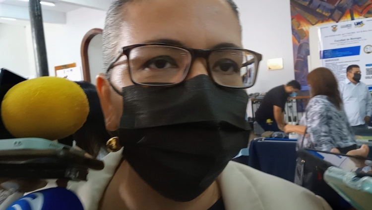 Defiende la titular de SEPyC la jefatura dada a joven reci&eacute;n egresada