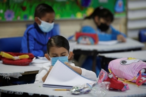 Piden expertos corresponsabilidad del gobierno en regreso a aulas