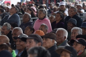 Presupuesto para pensi&oacute;n de adultos mayores aumentar&aacute; 34.3% en 2023
