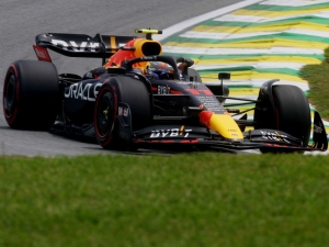 &iexcl;&rsquo;Checo&rsquo; P&eacute;rez se la rifa! Queda como L&iacute;der en la primera pr&aacute;ctica del GP de Brasil
