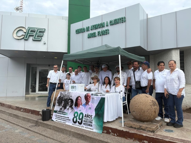 Protestan jubilados de CFE en aniversario; se estiman m&aacute;s de 100 afectados solo en Culiac&aacute;n