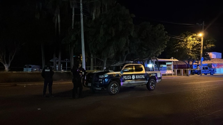 Encuentran a dos personas asesinadas a balazos en la carretera Culiac&aacute;n-Navolato