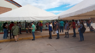 Sobrevive al Covid y decide vacunarse con miedo